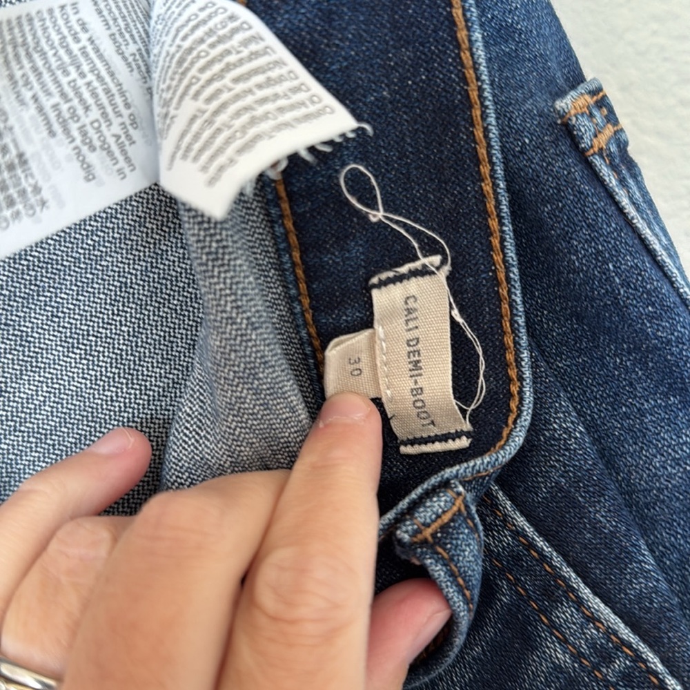 Madewell Cali Demi Boot Cut Jeans - Picture 8 of 9